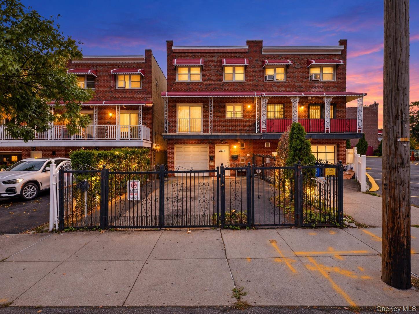 1012 E 233rd ST, Bronx, NY 10466