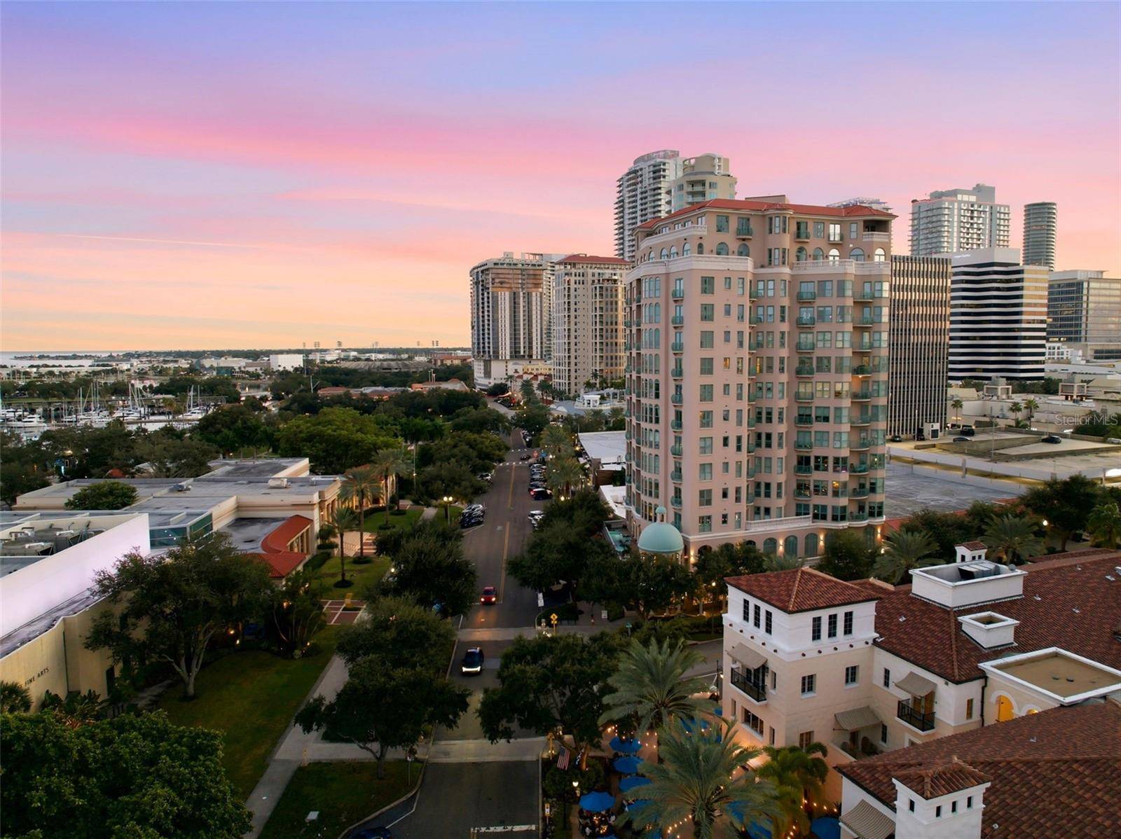 288 BEACH DR NE #10B, St Petersburg, FL 33701