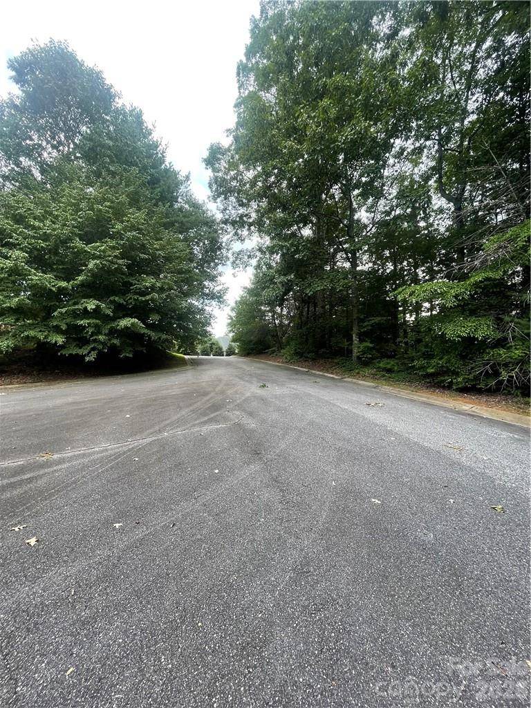 00 Fairway Ridge LN, Hickory, NC 28601