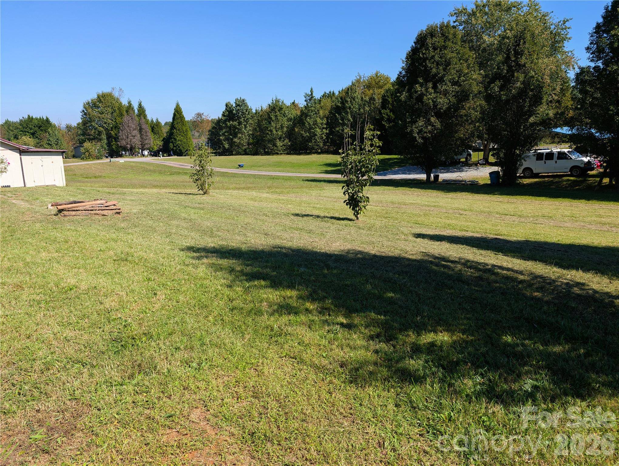 3610 Cameo LN, Lenoir, NC 28645