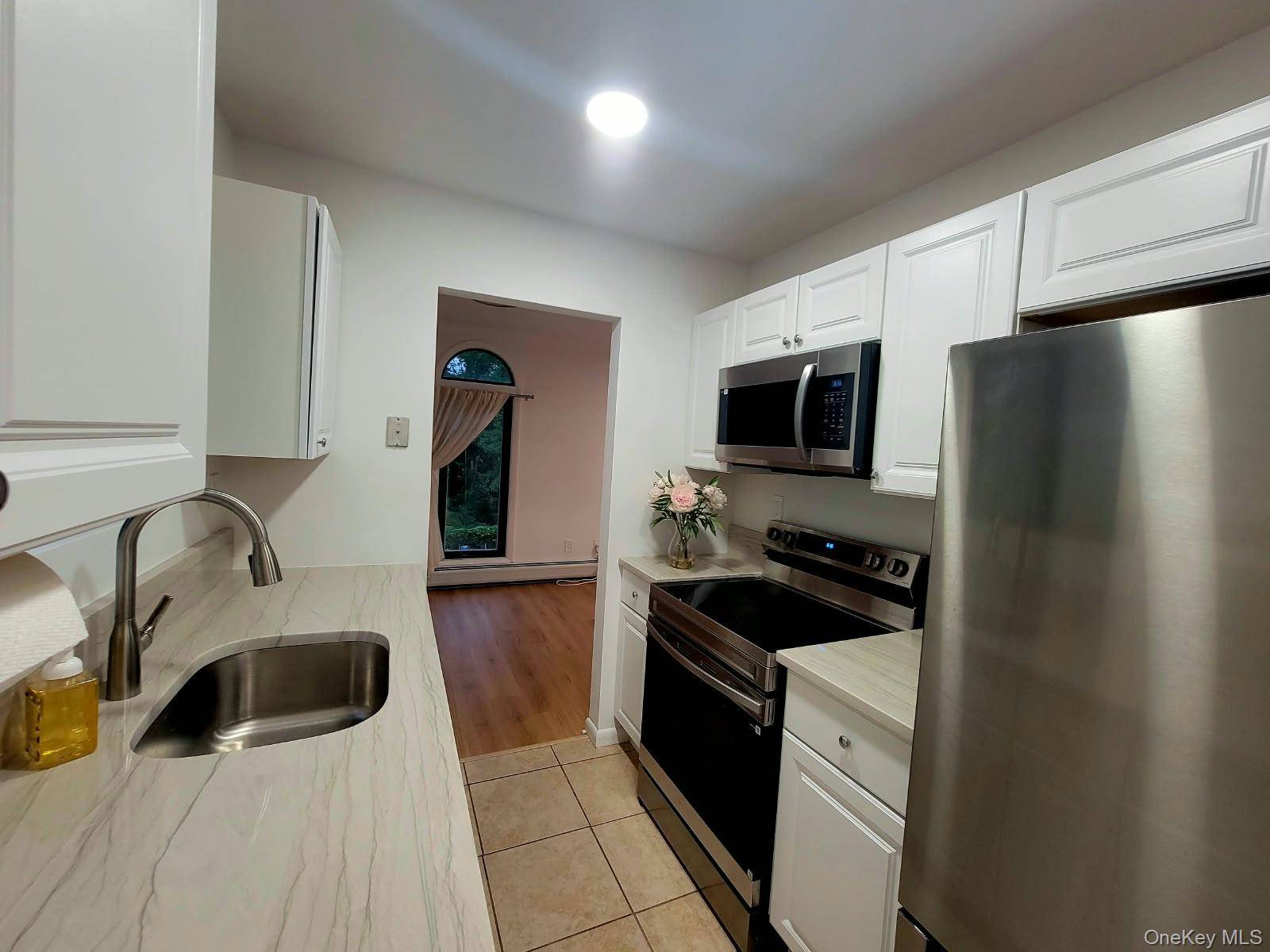 14 Granada CRES #19, White Plains, NY 10603
