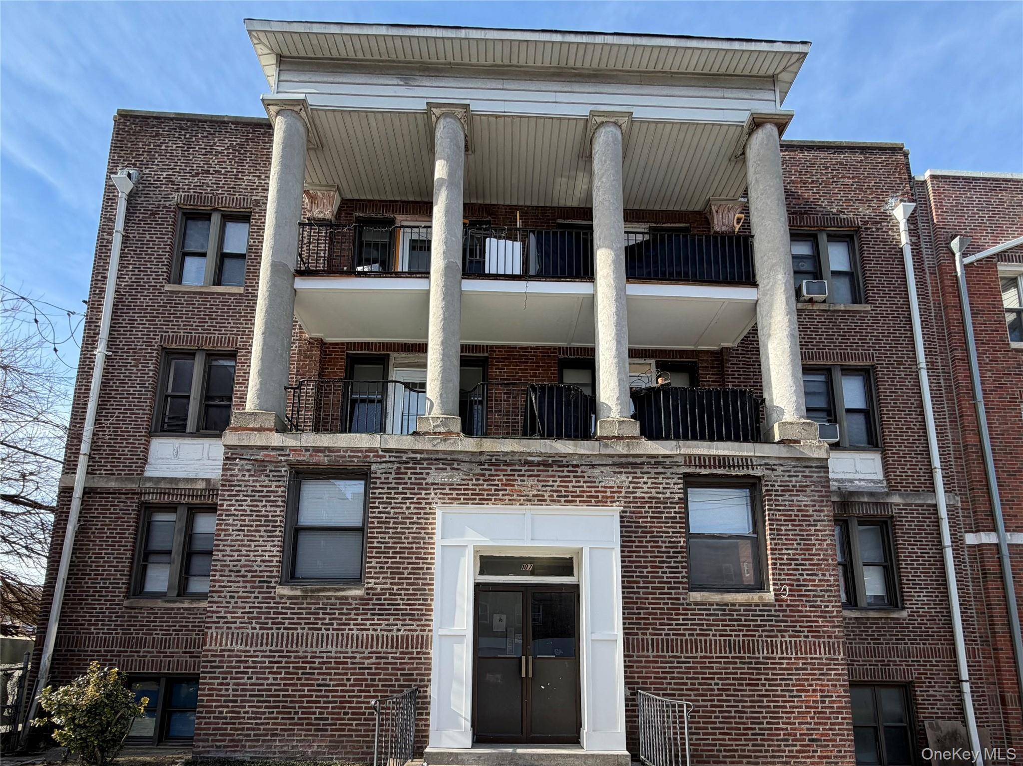 107 Tibbetts RD #2A, Yonkers, NY 10705