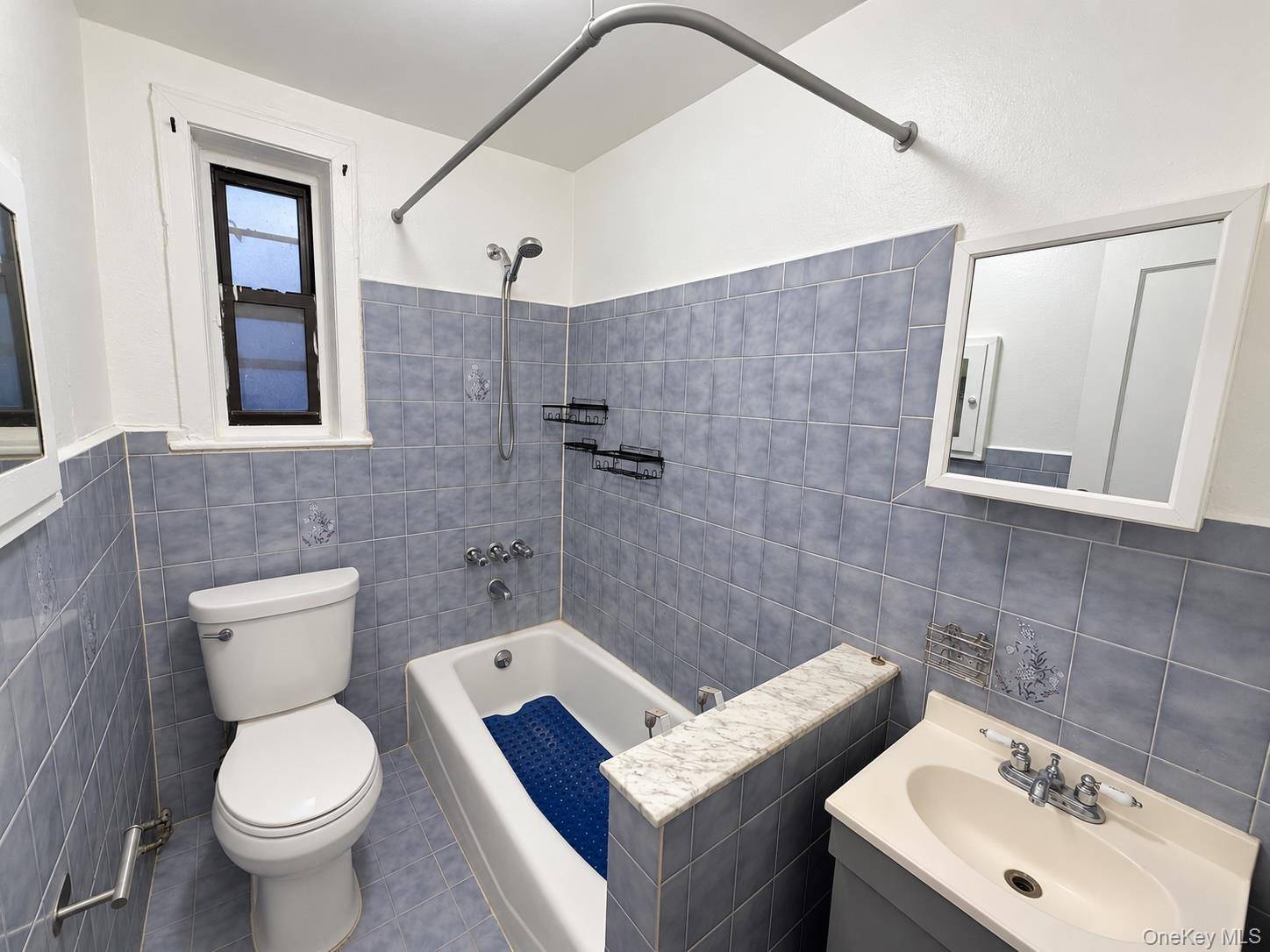 107 Tibbetts RD #2A, Yonkers, NY 10705