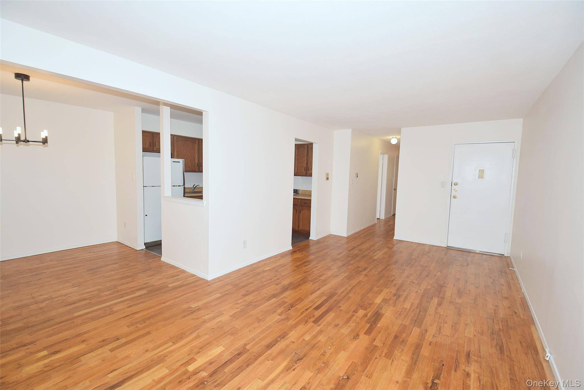 220-47 67 Ave, Bayside, NY 11364
