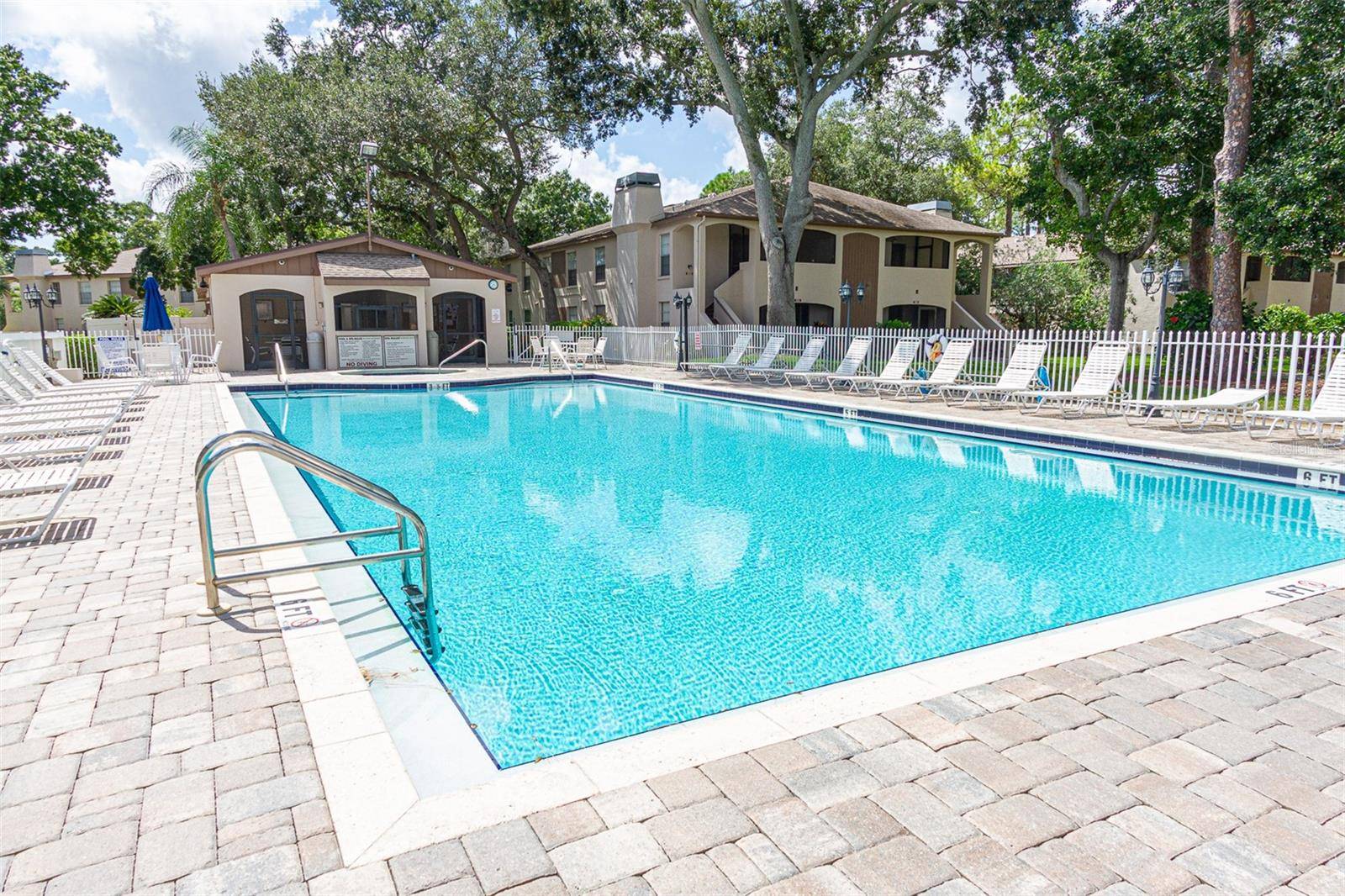2994 BONAVENTURE CIR #204, Palm Harbor, FL 34684