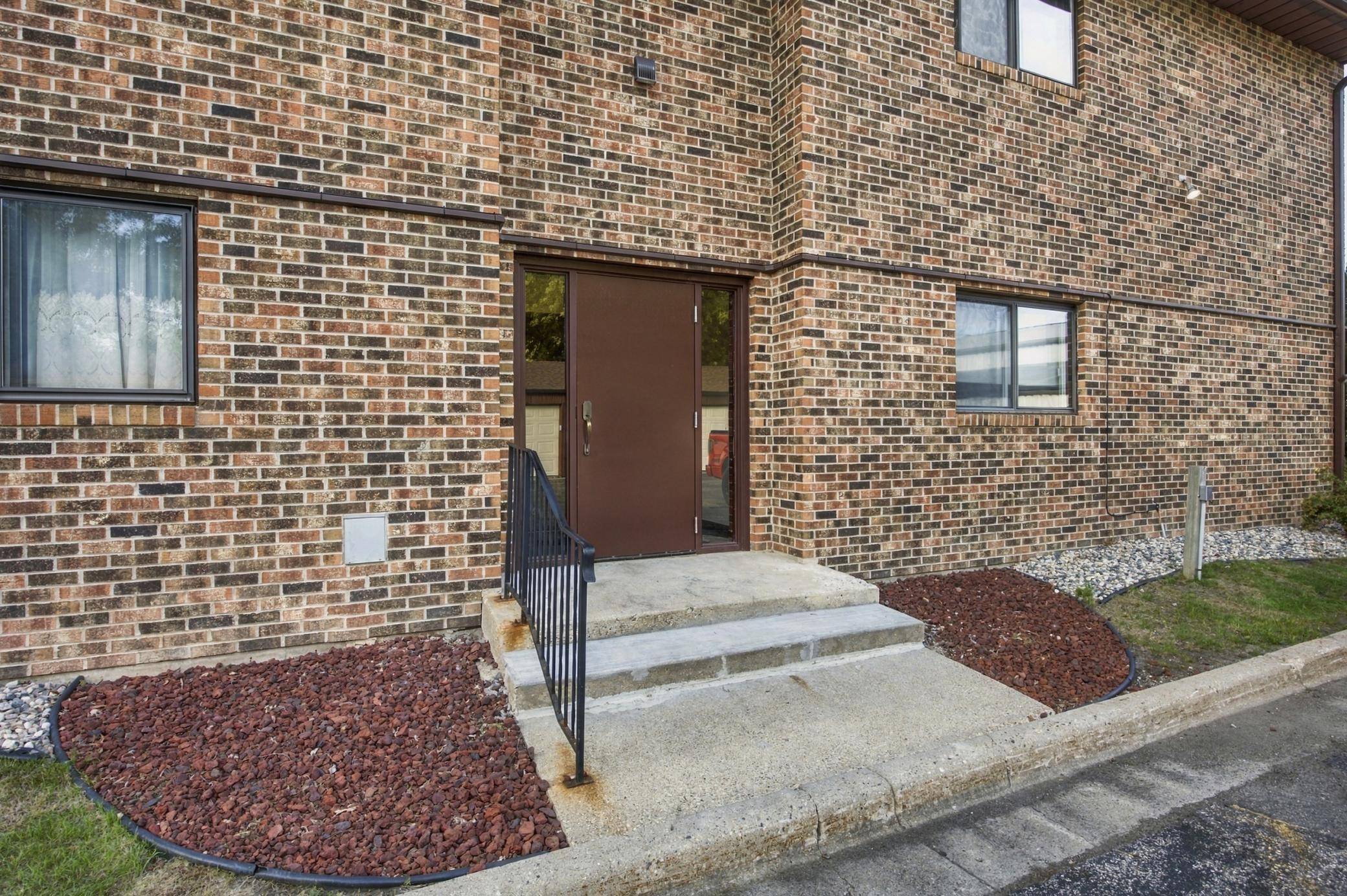 2620 25th ST S #8, Fargo, ND 58103