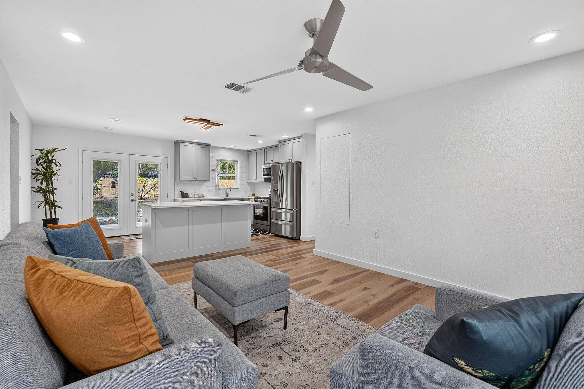 204 Chippendale Ave, Austin, TX 78745
