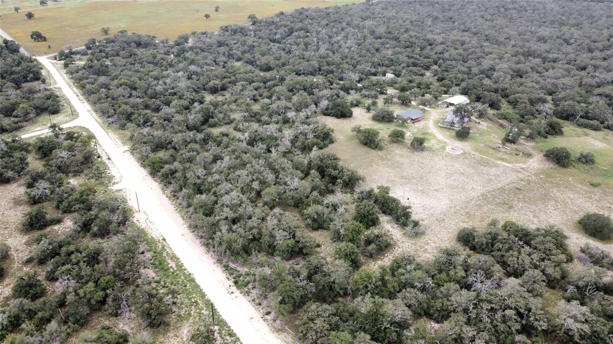 320 Daisy Haven LN, Seguin, TX 78155