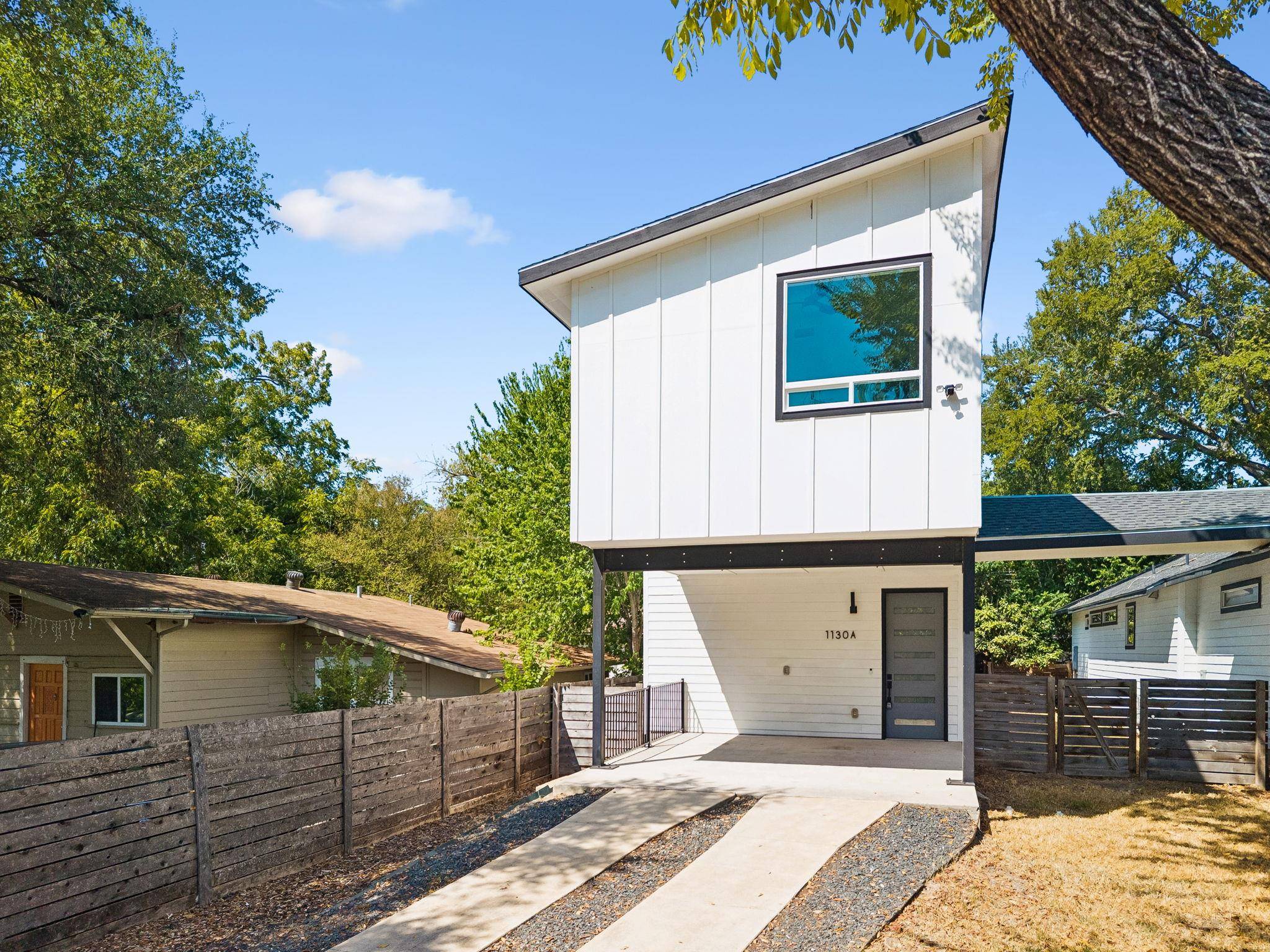 1130 Spur ST #A, Austin, TX 78721
