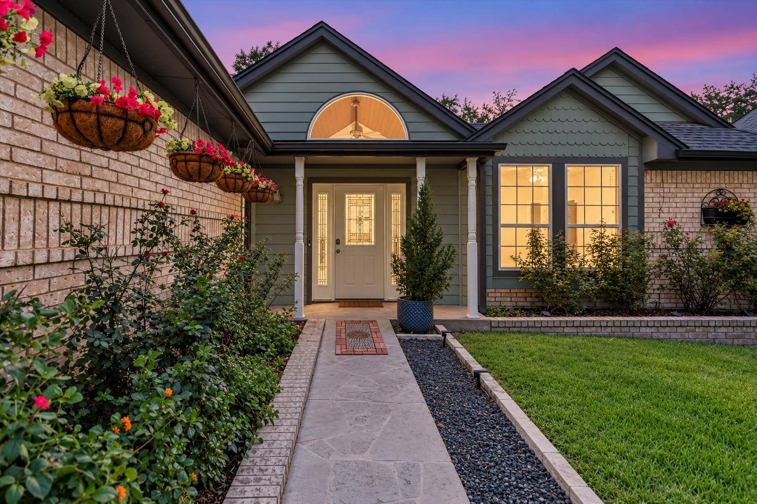 11704 Swearingen DR, Austin, TX 78758