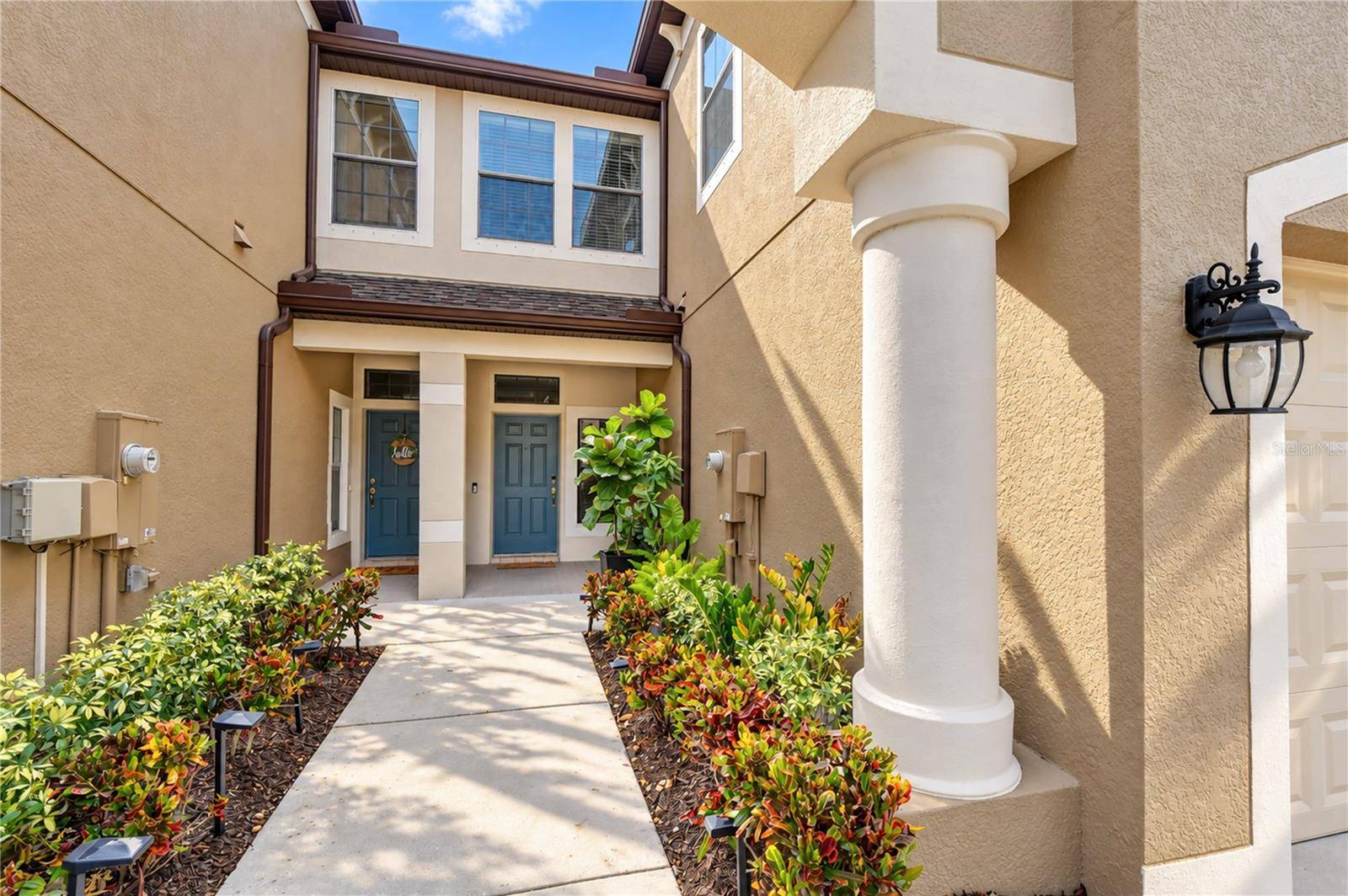 11650 CROWNED SPARROW LN, Tampa, FL 33626