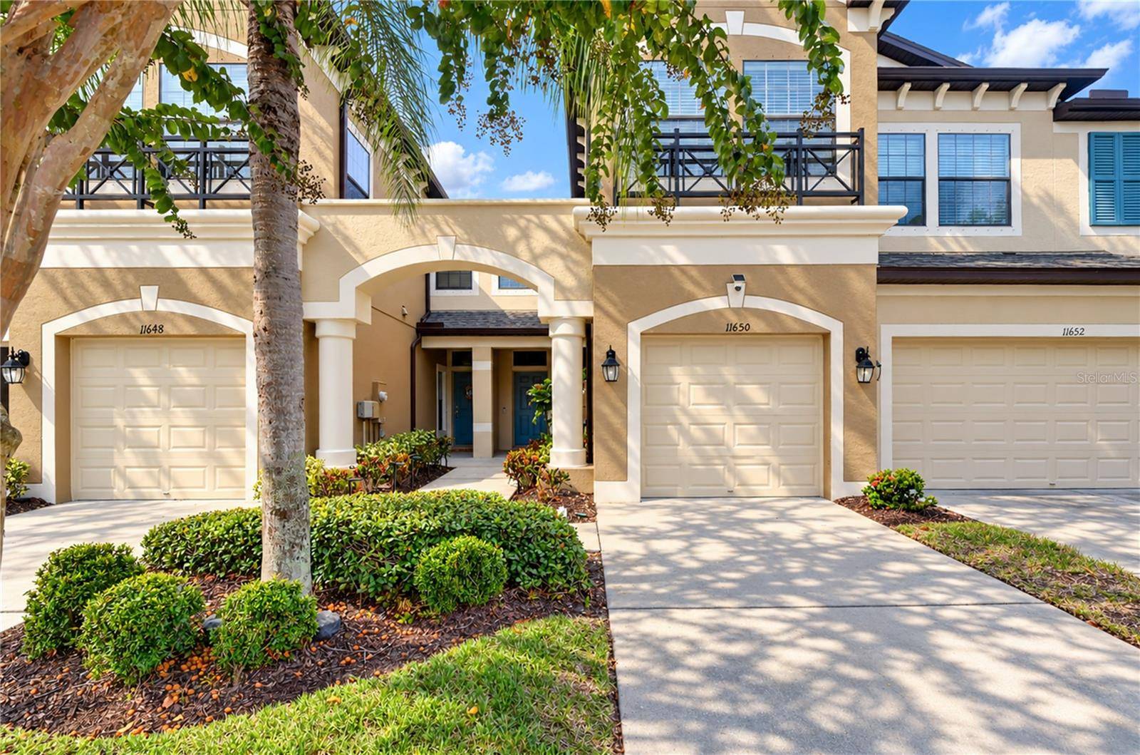 11650 CROWNED SPARROW LN, Tampa, FL 33626
