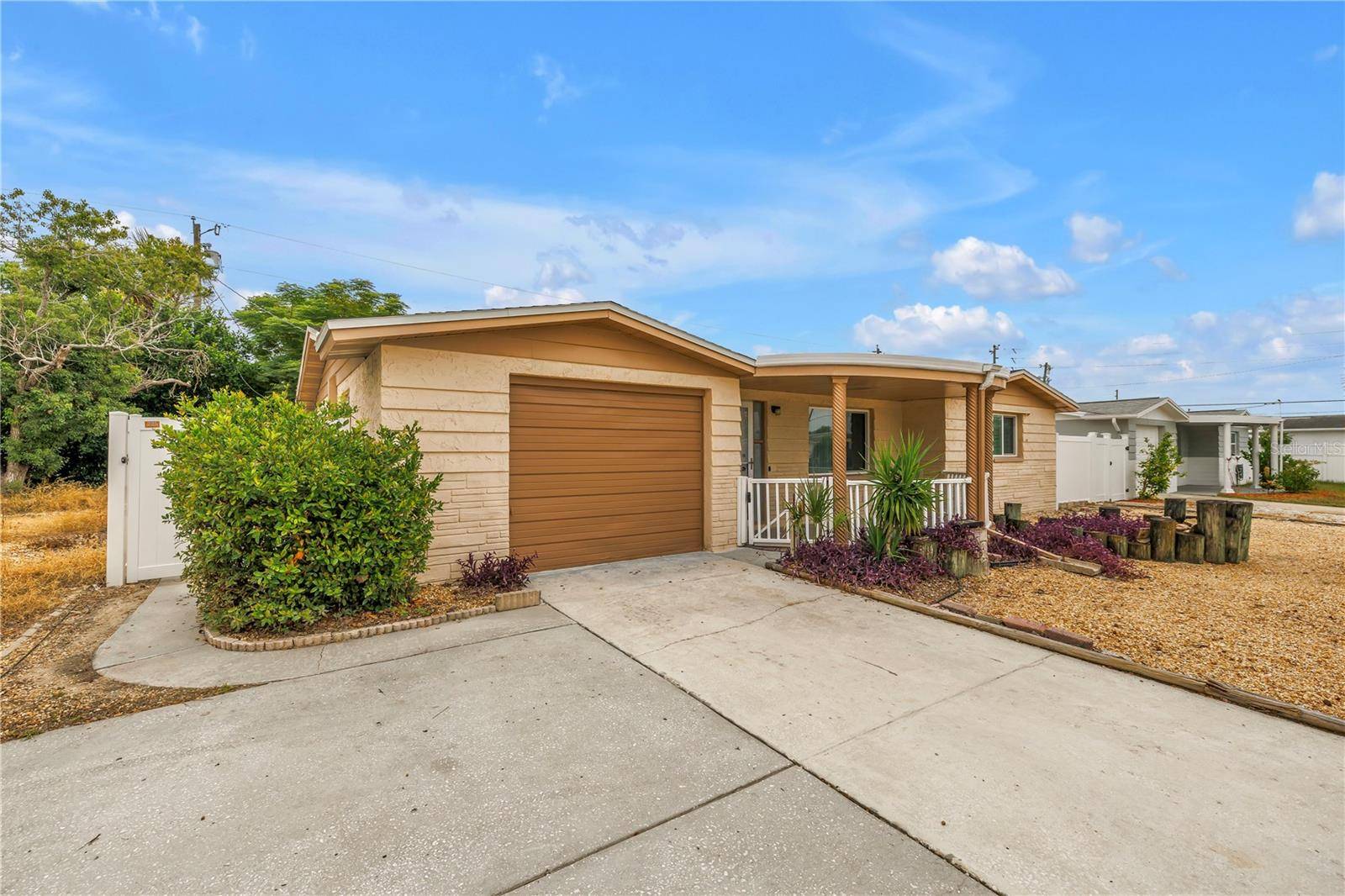 1516 DERRICK ST, Holiday, FL 34690