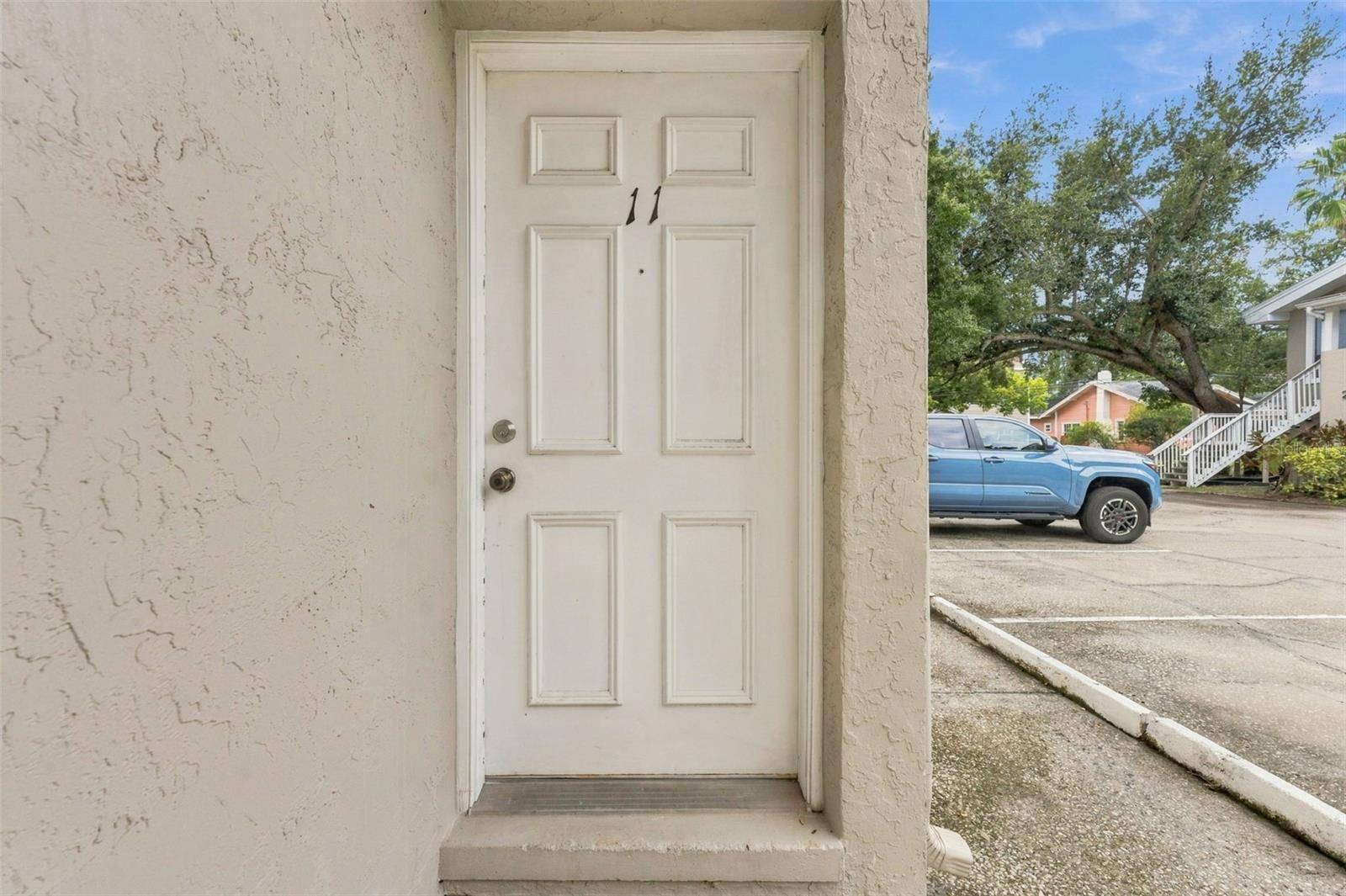 1011 S MOODY AVE #11, Tampa, FL 33629