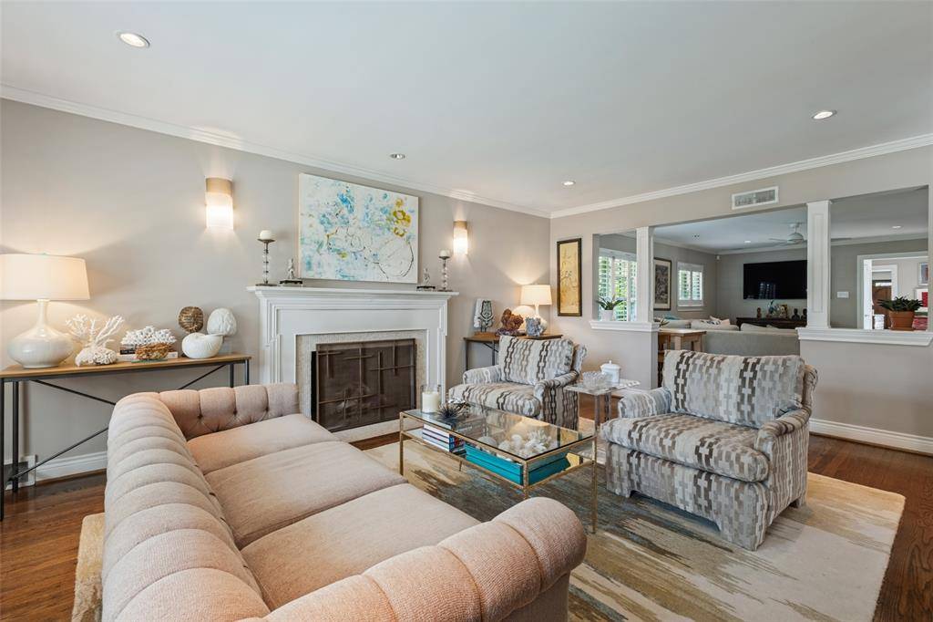 6707 Southridge Drive, Dallas, TX 75214