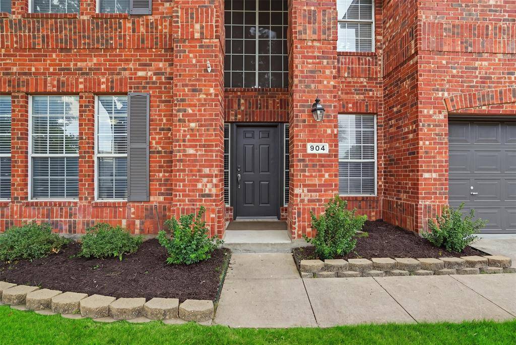 904 Yukon Drive, Lewisville, TX 75077
