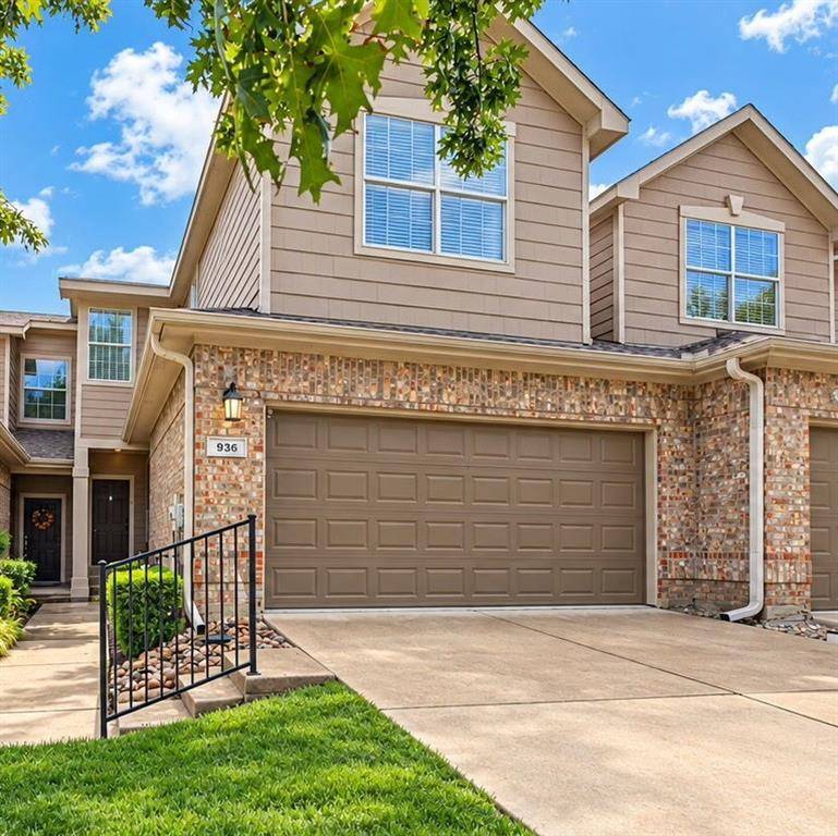 936 Cypress Creek Drive, Plano, TX 75025