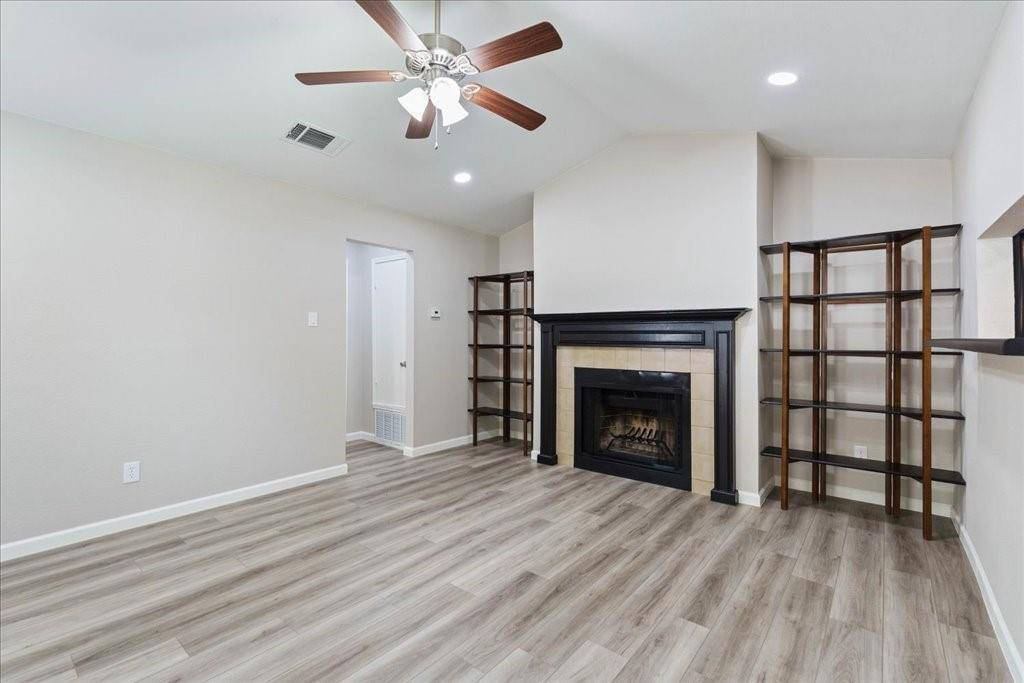 13300 Cowdray PARK #A, Austin, TX 78729