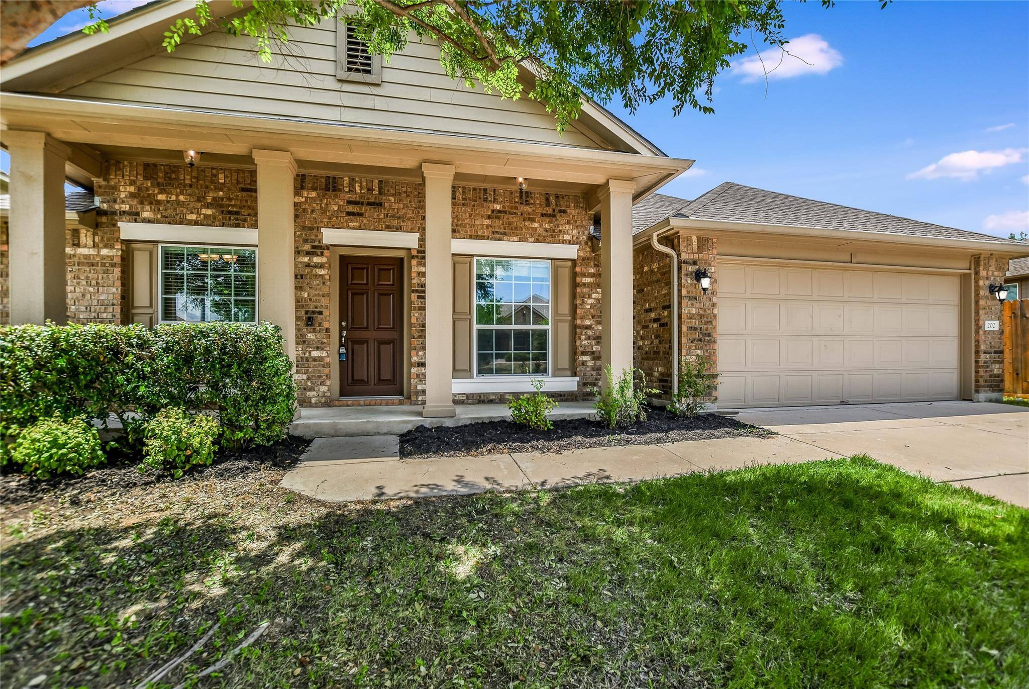 202 PAUL AZINGER CT, Round Rock, TX 78664