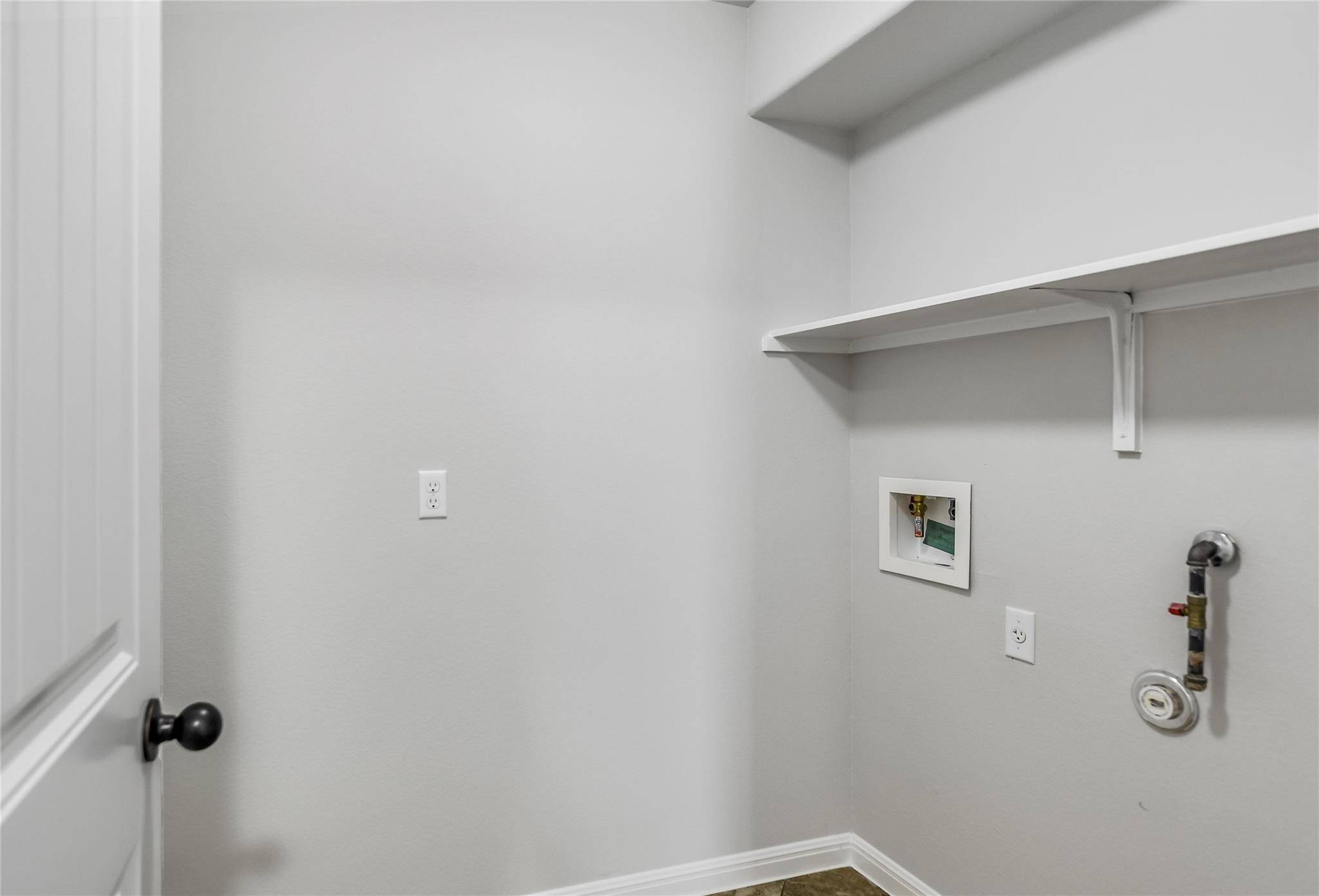 202 PAUL AZINGER CT, Round Rock, TX 78664
