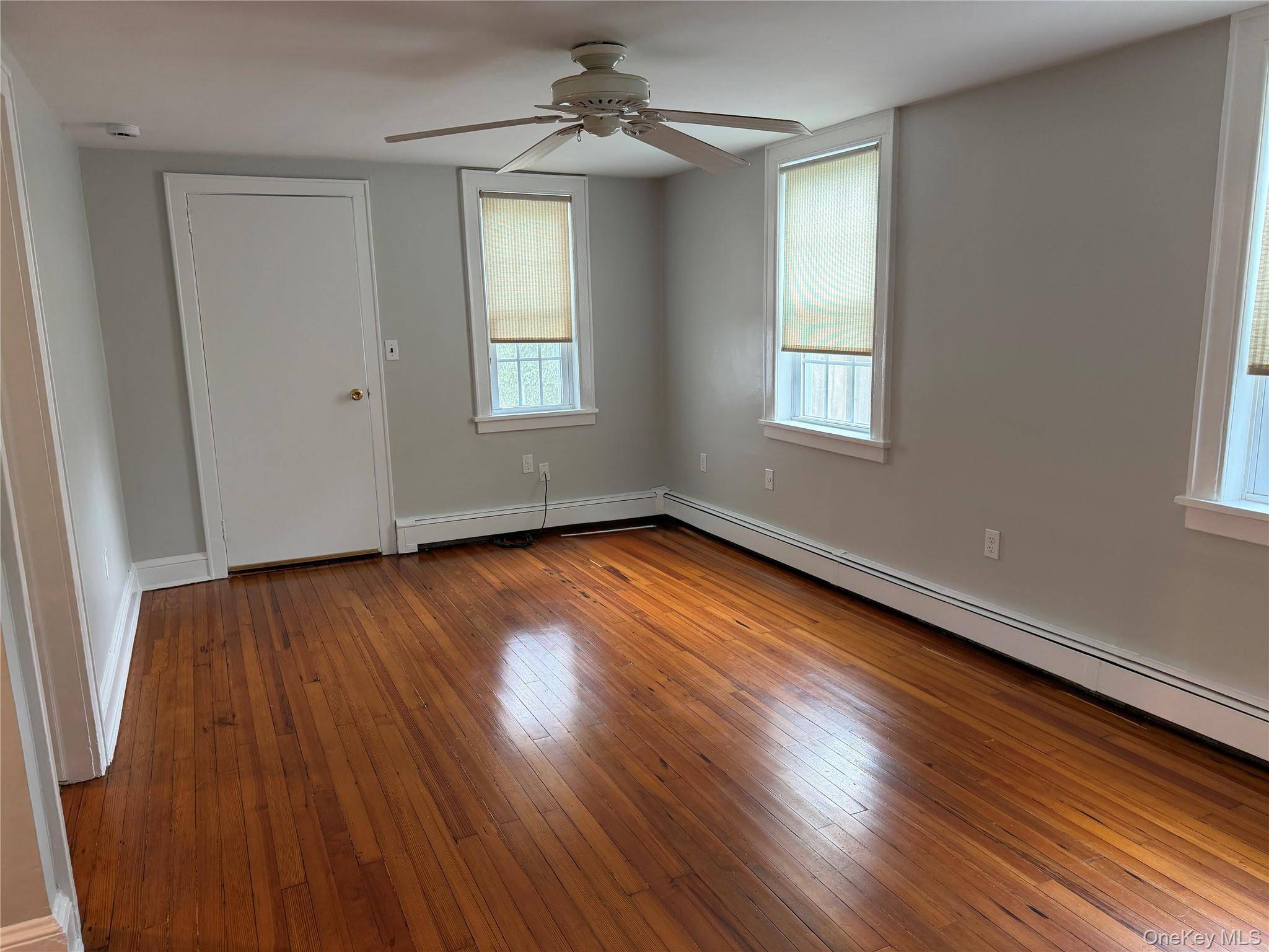 Address not disclosed, Glen Cove, NY 11542