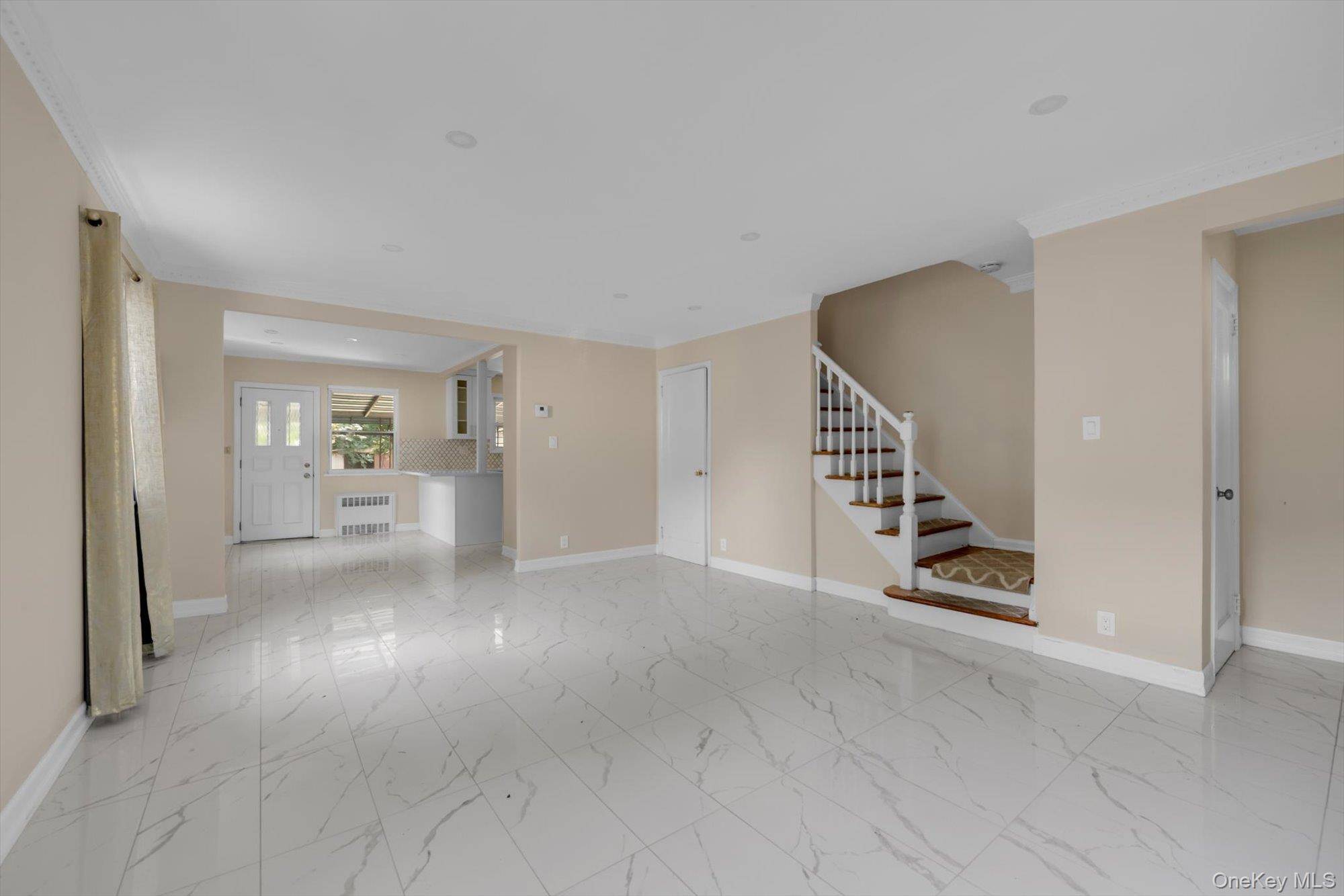 164-38 76th RD, Fresh Meadows, NY 11366