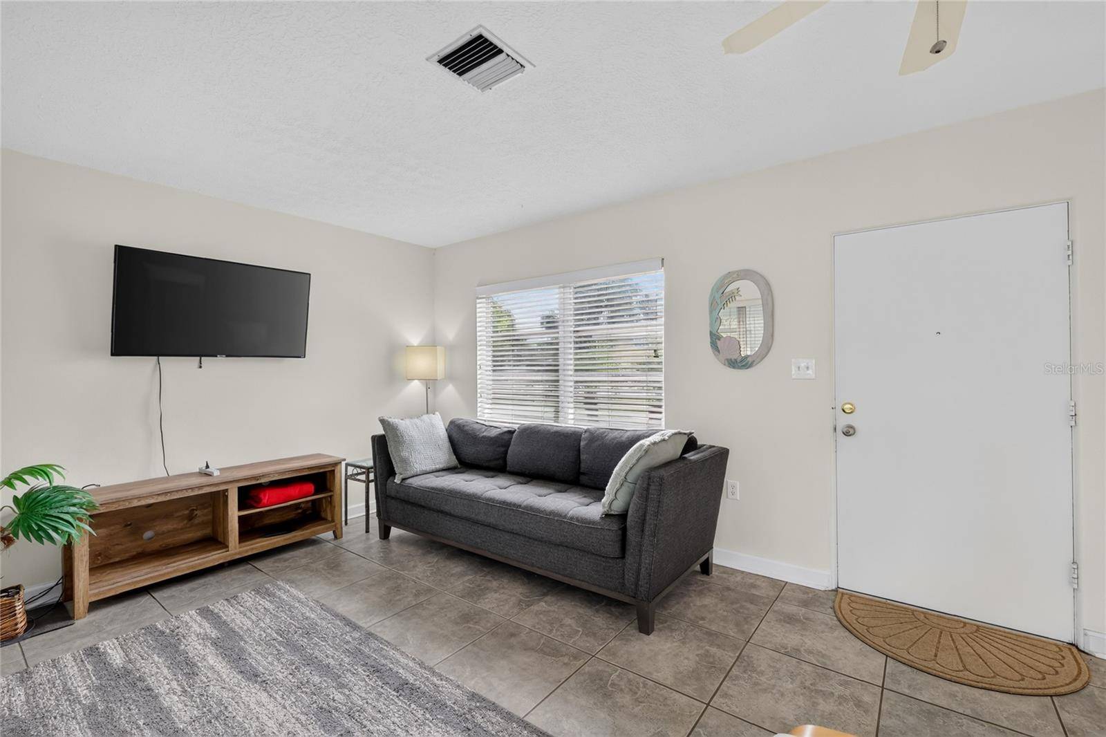 2329 SOUTHLAND RD, Mount Dora, FL 32757