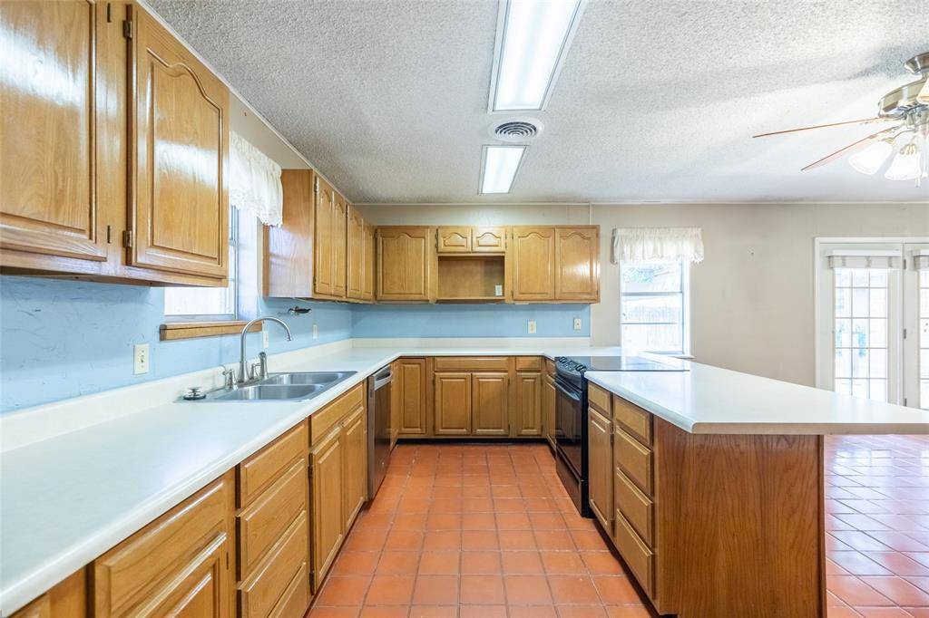 4018 Brook Hollow Drive, Abilene, TX 79605