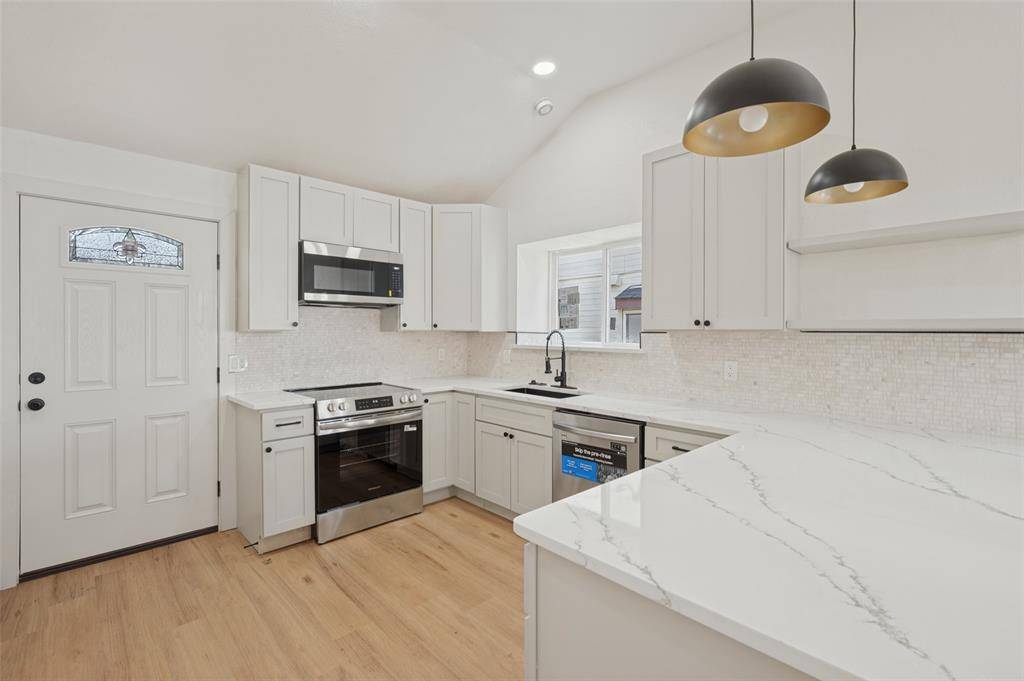 838 Cornfield Drive, Arlington, TX 76017