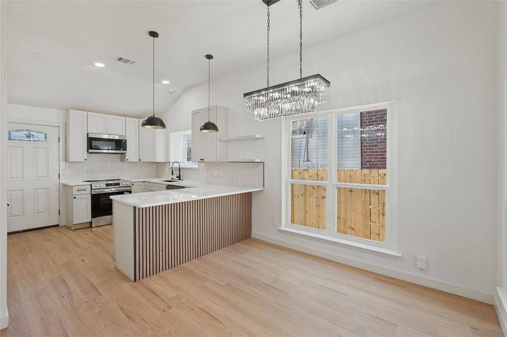 838 Cornfield Drive, Arlington, TX 76017