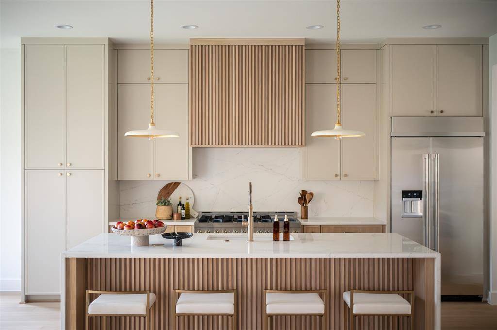 6222 Monticello Avenue, Dallas, TX 75214