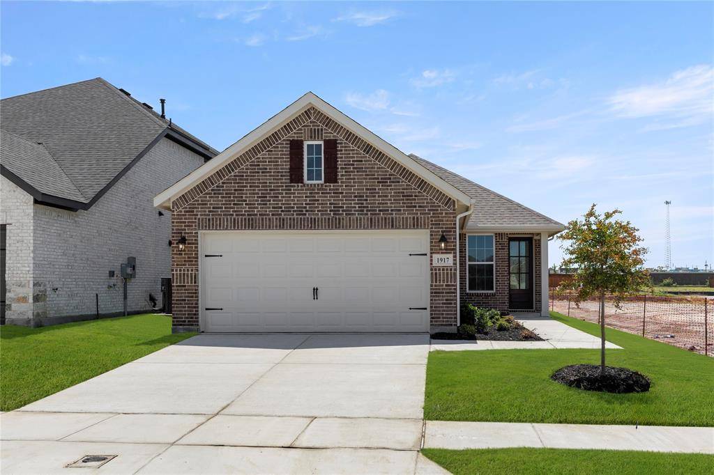 1917 Flaxen Drive, Forney, TX 75126