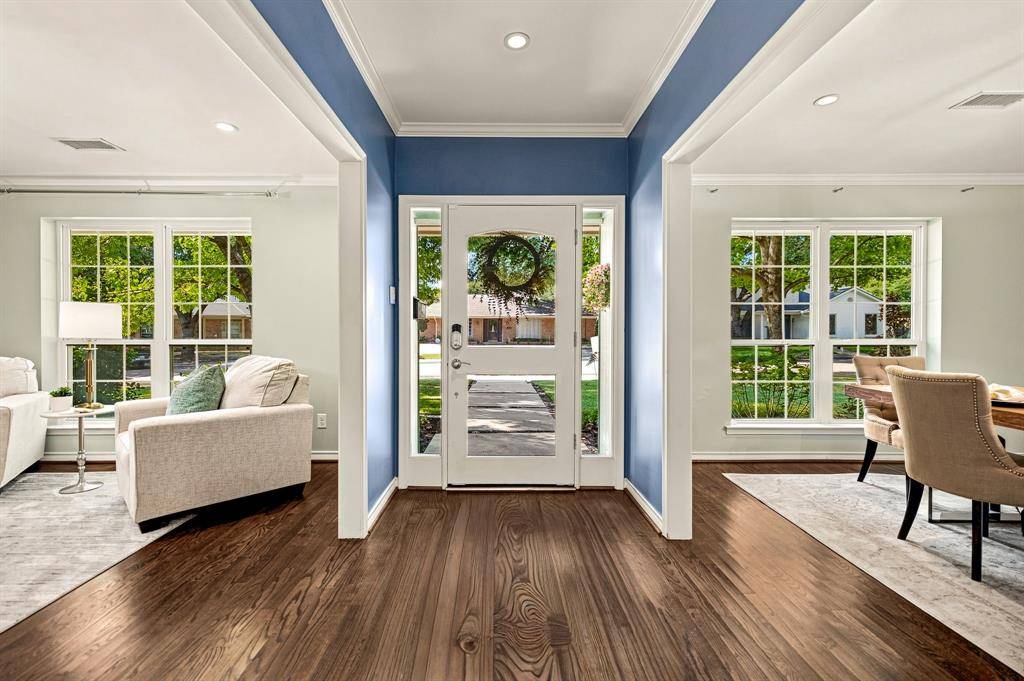6347 Chesley Lane, Dallas, TX 75214