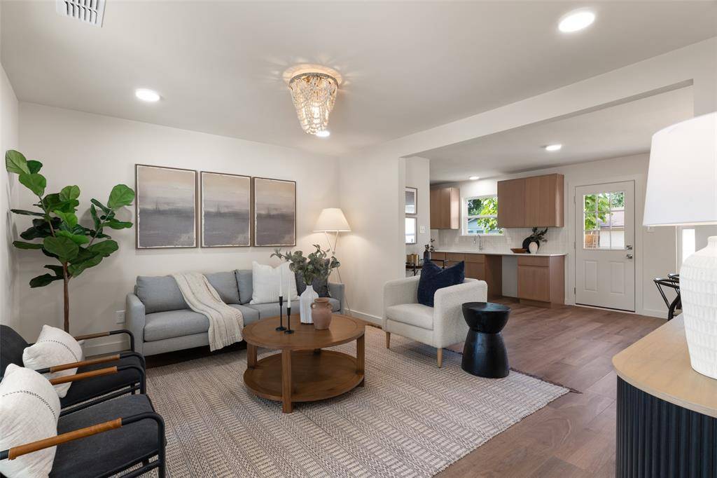 613 E Tyler Street, Richardson, TX 75081