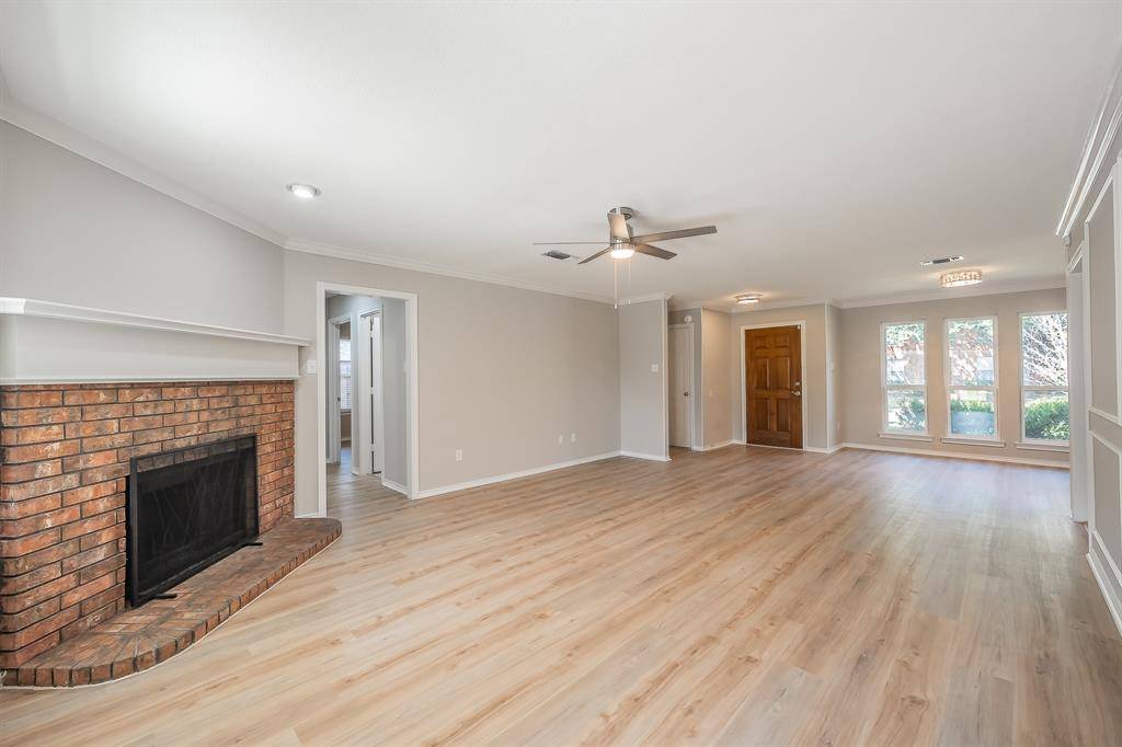 5029 Barberry Drive, Fort Worth, TX 76133