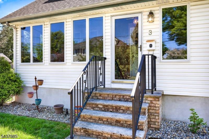 3 Buchman St, Piscataway Twp., NJ 08854