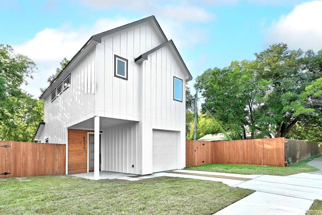 6210 Larch TER #B, Austin, TX 78741