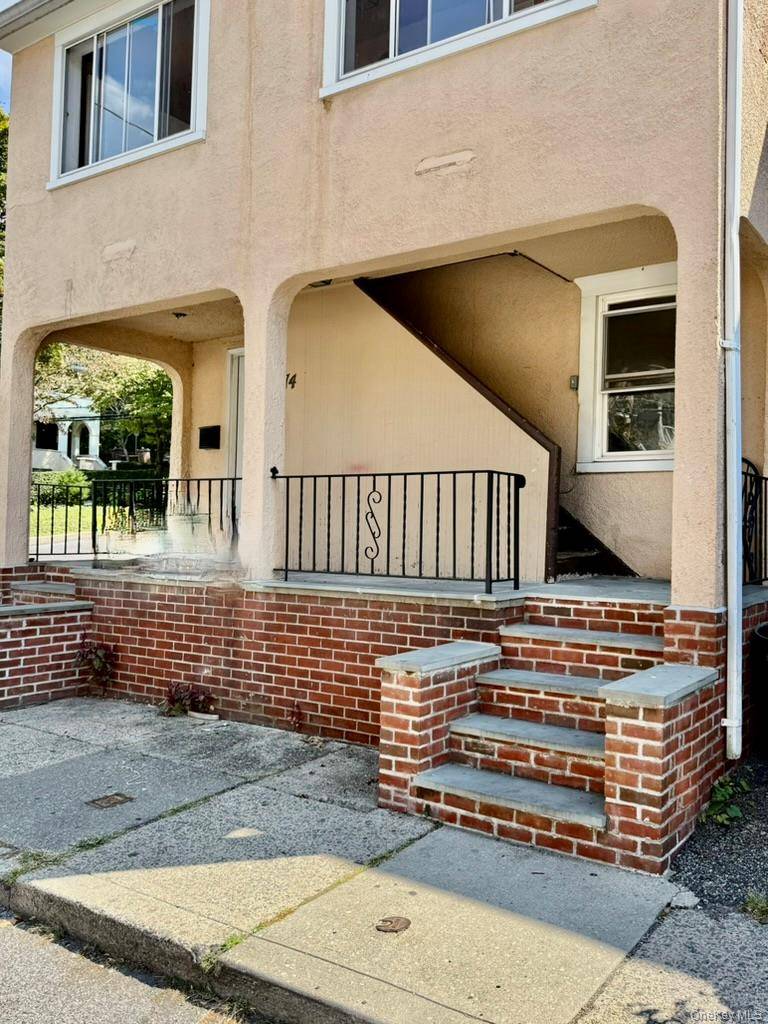 74 Yale AVE, Ossining, NY 10562
