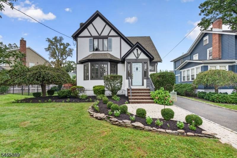 203 Balmiere Rd, Cranford Twp., NJ 07016