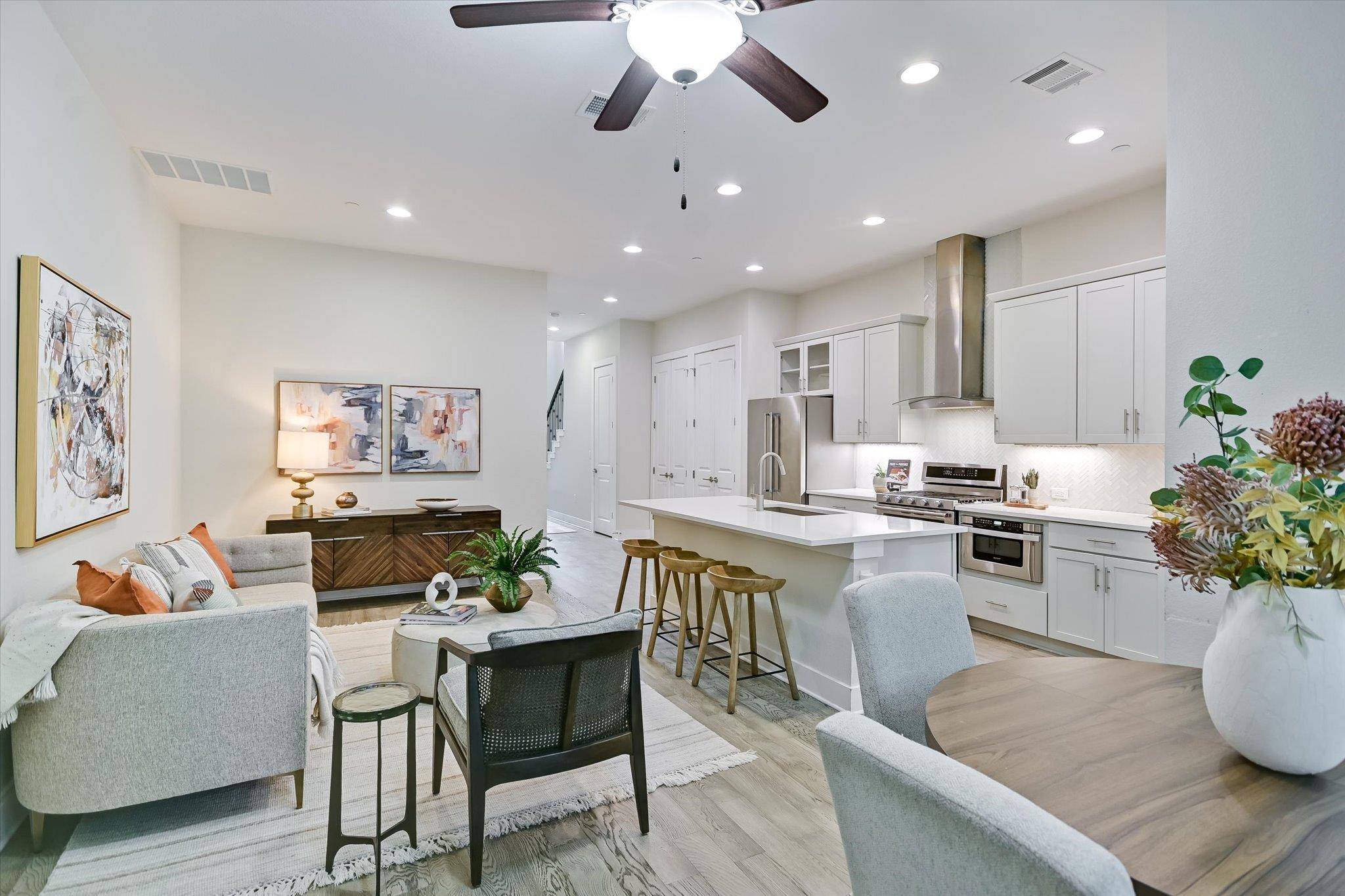 4323 Spicewood Springs RD #10, Austin, TX 78759