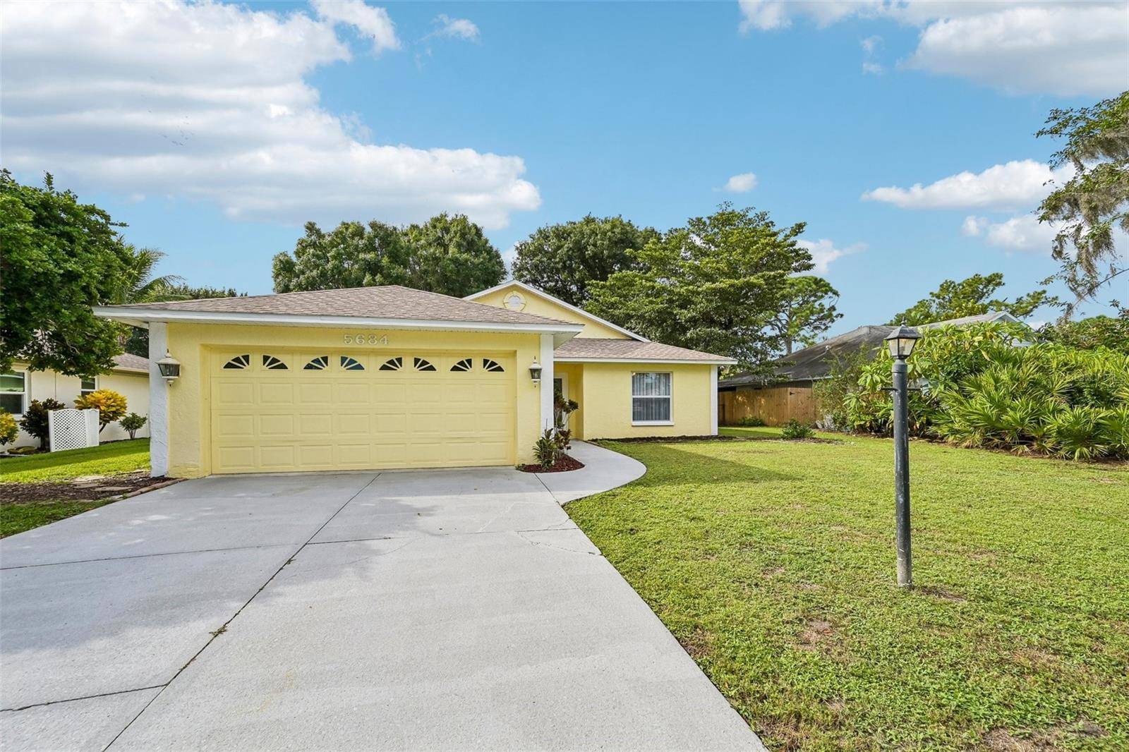 5684 ALDEN GARDEN WAY, Sarasota, FL 34235