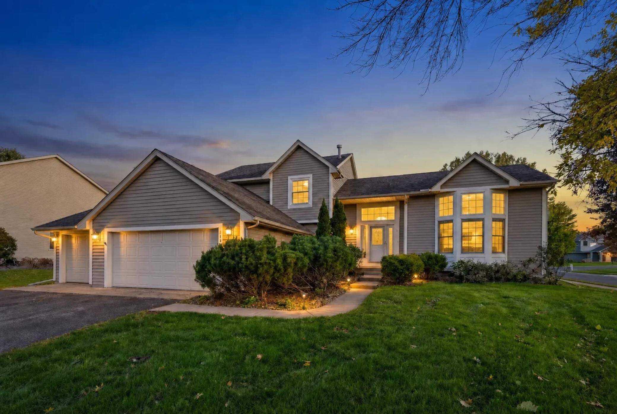 18418 85th PL N, Maple Grove, MN 55311