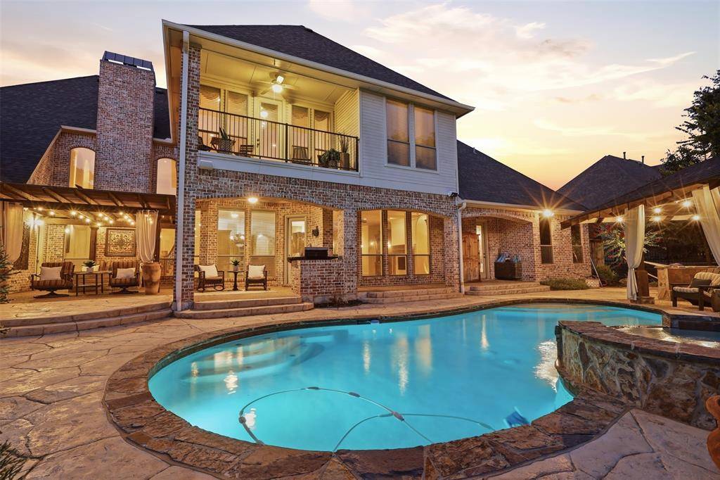 1919 Kings Pass, Heath, TX 75032