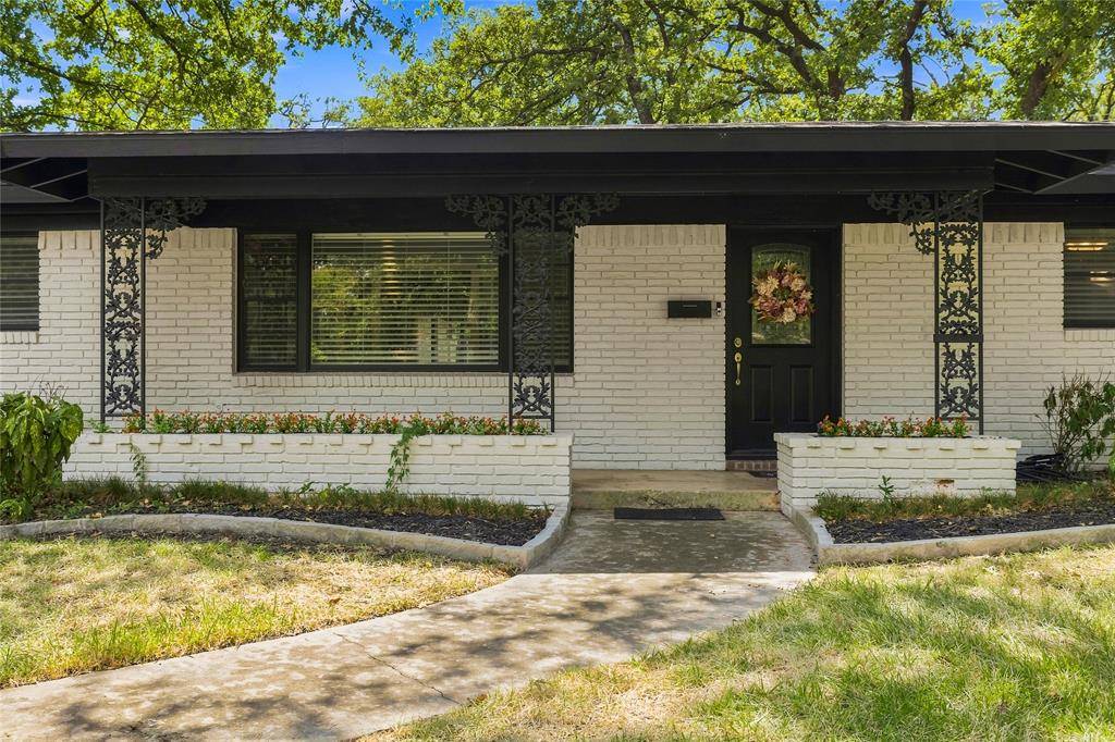 1500 W Lavender Lane, Arlington, TX 76013