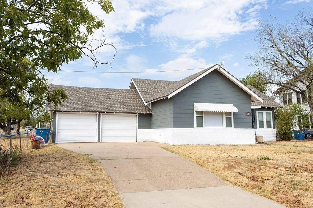 312 W Lindsey Street, Breckenridge, TX 76424