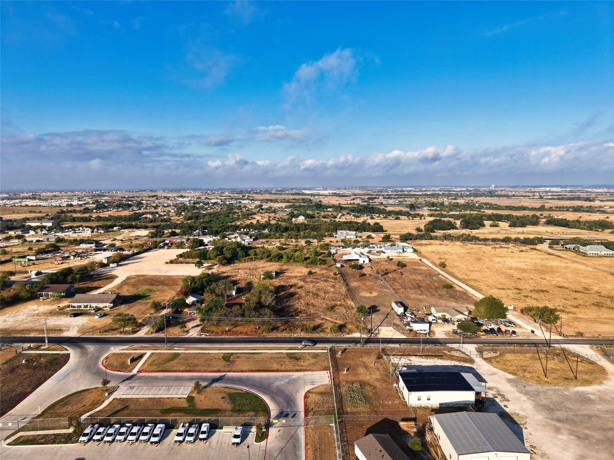 3400 County Road 100, Hutto, TX 78634