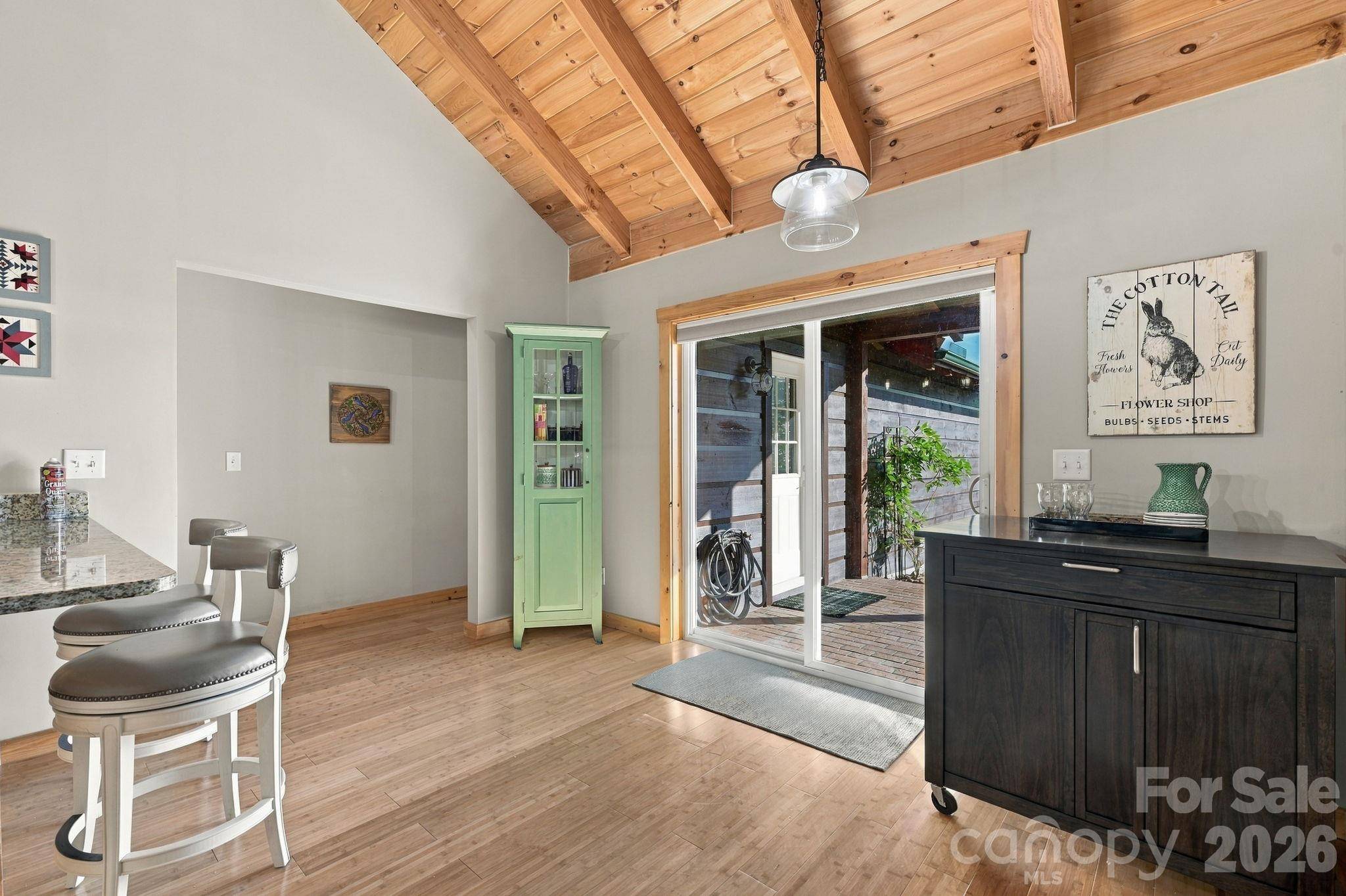 598 Valle Meadows TRL, Sugar Grove, NC 28679