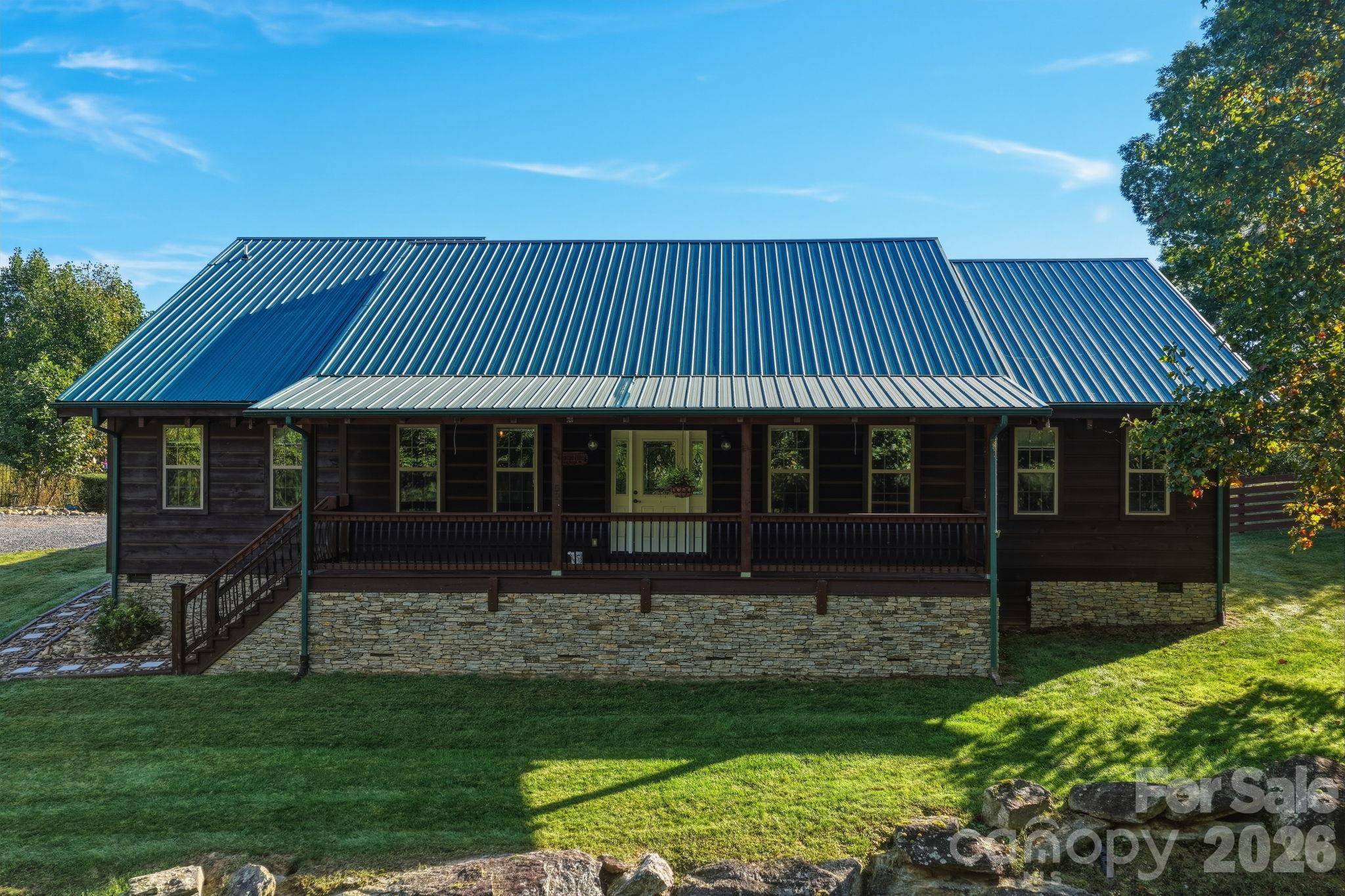 598 Valle Meadows TRL, Sugar Grove, NC 28679