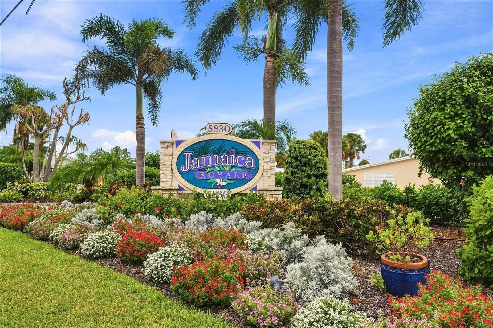 5830 MIDNIGHT PASS RD #18, Sarasota, FL 34242