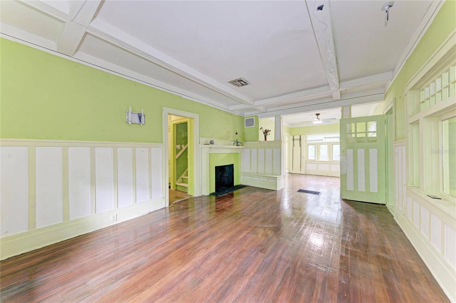 1005 16TH AVE S, St Petersburg, FL 33705